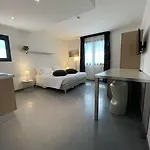 Aparthotel Matrix & 4*