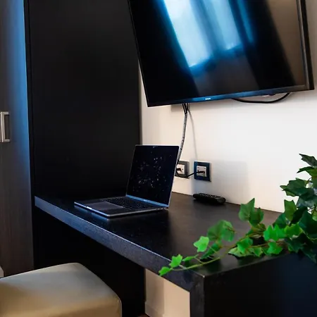 Aparthotel Matrix & 4*