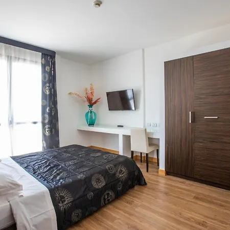 Ξενοδοχείο με διαμερίσματα Matrix & Vigonza