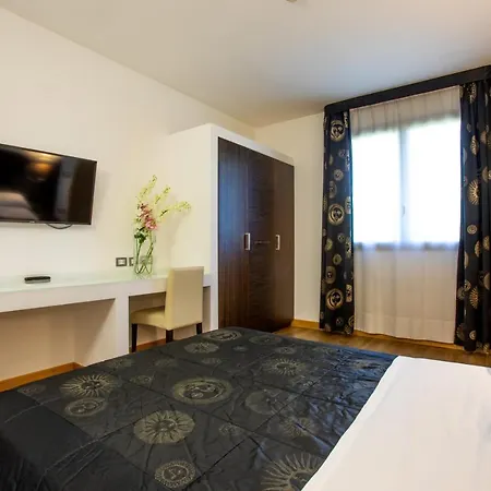 Aparthotel Matrix &